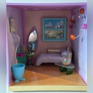 Vintage Lil' Bratz Stylin' Space 2003 MGA